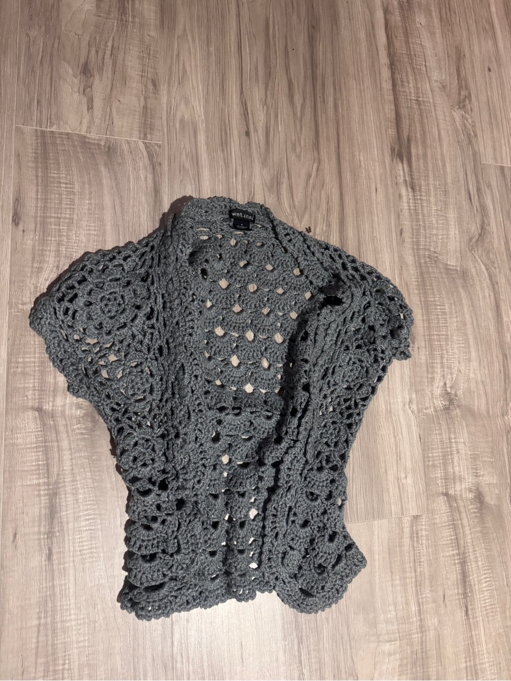 Wet seal Crochet Openwork Short Sleeve Cardigan - Gray